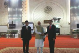 PM Modi tabuh bedug di Istiqlal