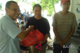 PT Timah bagikan sembako kepada warga Toboali