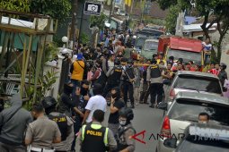 Penggeledahan rumah terduga teroris