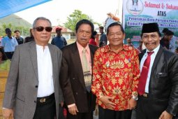 Bupati Samosir di acara keturunan Raja Tamba