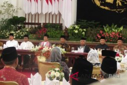 President tells families to fight ideology of terror