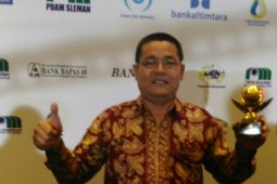 PDAM Batanghari terima TOP Nasional BUMD 2018