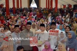 PT ACA Malang Santuni 16.000 Anak Yatim