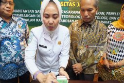 BMKG: Abu Vulkanik Gunung Merapi Bergerak ke Samudera Hindia