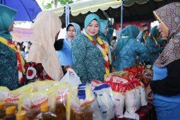 Disperindag - PKK gelar  pasar murah