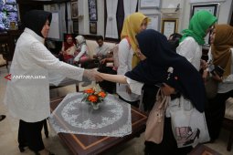 Sejumlah Psikolog Semangati Anak-Anak Surabaya Pascateror Bom