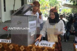 KPU Surabaya Gelar Simulasi Pencoblosan Pilkada Jatim 2018