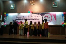 Tim Debat ULM sabet piala bergilir Soerdiman