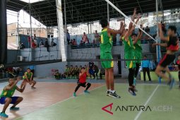 LVC Lamsidaya juara voli HUT Jantho