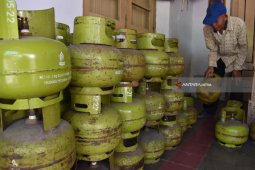 Elpiji Tiga Kilogram Langka di Ponorogo