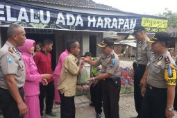 Polres-Bhayangkari Ponorogo Bantu 80 Tunagrahita