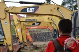 Alat berat stanby di jalur mudik Jambi
