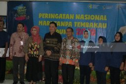 Kota Kediri Dapat Penghargaan Terkait Peraturan Kawasan Tanpa Asap Rokok (Video)