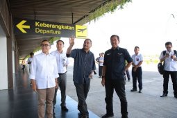 Menpar Dorong Banyuwangi Jadi Bandara Internasional Berkonsep Wisata