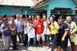 Warga Pakpak Bharat ungkapkan potensi daerah kepada Sihar Sitorus