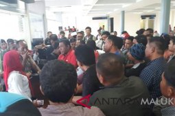 Penumpang di bandara Babullah Ternate melonjak