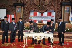 DPRD gelar paripurna istimewa penyerahaan LHP BPK