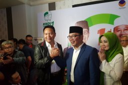 Hasanuddin beri selamat ke Emil dan Uu