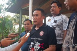 Lembaga Survei: Isteri Dedi Mulyadi unggul