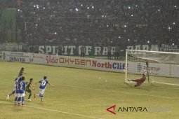 PSMS menyerah 3-0 dari persib bandung