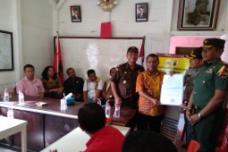 Penyelenggara pemilu kunjungi center paslon imbau pilkada damai