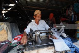 Jasa Penjahit Tradisional