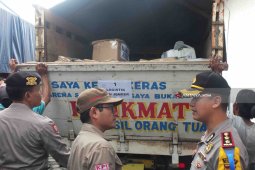 Polres Jember Kawal Ketat Distribusi Surat Suara Pilkada Jatim (Video)