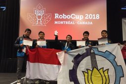 Robot "Ichiro" ITS Juarai Kompetisi Robot di Kanada