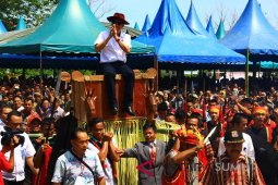 Menkumham Yasonna Laoly titip warga Nias