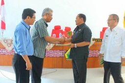 Bupati Samosir terima audensi marga Naibaho