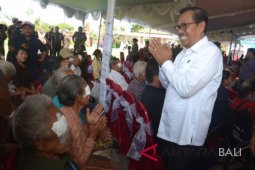 Bakti Sosial Operasi Katarak Gratis
