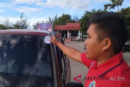 BNN Aceh bagi-bagi stiker stop narkoba