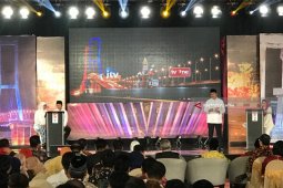 Dua Pasangan Cagub Jatim Adu Program Pelayanan Publik