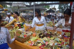 PHDI Buleleng: perkuat toleransi maknai kuningan