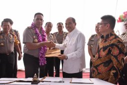 Pemko Tebing Tinggi serahkan hibah tanah kepada Poldasu