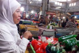 Khofifah Pantau Harga Kebutuhan Pokok di Jember (Video)