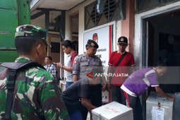 KPU Sumenep Distribusikan Logistik ke 26 Kecamatan