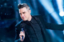 Penyanyi Robbie Williams Akan getarkan Pembukaan Piala Dunia