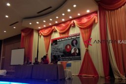 Pemerintah bertugas membuat warganya mudah menjadi kaya