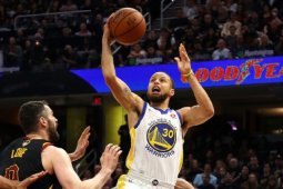 Warriors Pertahankan Gelar Juara NBA