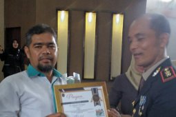 Antara juara pertama lomba tulis jurnalistik