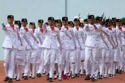 65 pelajar SMA pelajar sederajat ikuti latihan Paskibra
