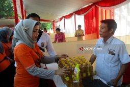 Bazar Bahan Pokok HUT Bhayangkara