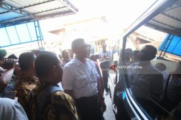 Di Kediri, Menteri Luhut Temui Ulama Pascapilkada