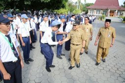 Bupat Anas Semangati Pelajar di Banyuwangi