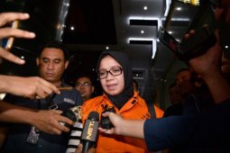Eni Maulani Saragih tulis surat ceritakan kasusnya