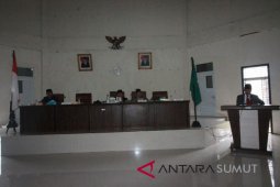 Bupati Tapsel apresiasi seluruh pandangan umum fraksi dewan
