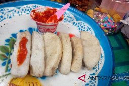 Gunjing makanan asli Pedamaran