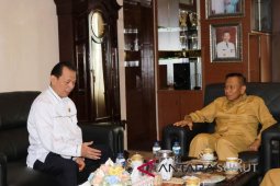 Pj.Gubenur Sumut terkesan bangunan Pemkab Tapsel
