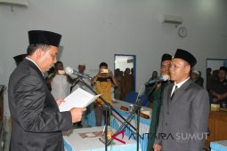 Anwar Sadat dilantik jadi anggota DPRD Madina
